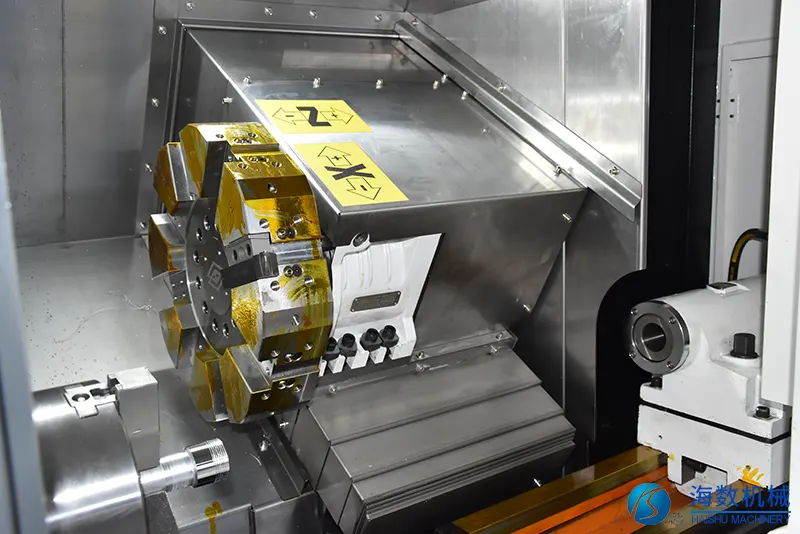 数控车床校准工序进行中